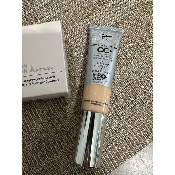 It Cosmetics Bye Bye Foundation Full Coverage LIGHT 1.08oz. & Illuminator Powder - Picture 3 of 9